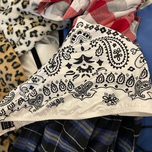 bandana mini top